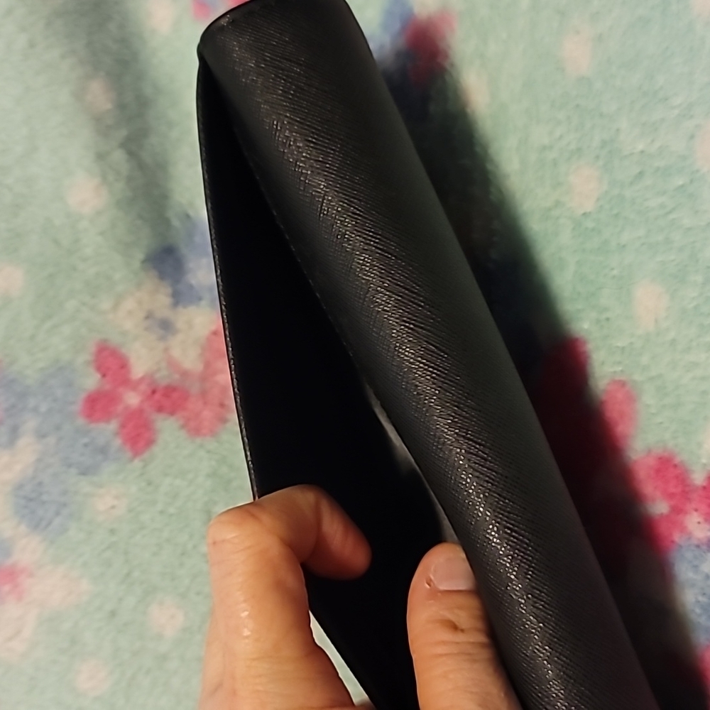 Black Clutch / Wallet - Picture 13 of 14